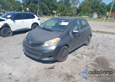 2012 Toyota Yaris Le z USA, uszkodzony, nr VIN JTDKTUD39CD524241